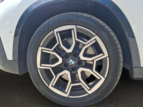 Certified 2025 BMW X1 xDrive28i w/ Convenience Package AWD/4WD image 9