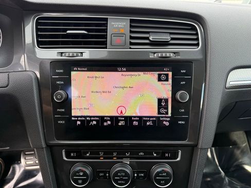 Used 2019 Volkswagen Golf Alltrack SEL image 38