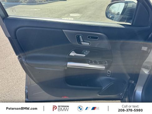 Used 2021 Mercedes-Benz GLA 250 4MATIC image 12