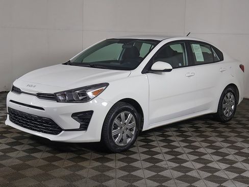 Used 2023 Kia Rio S image 5