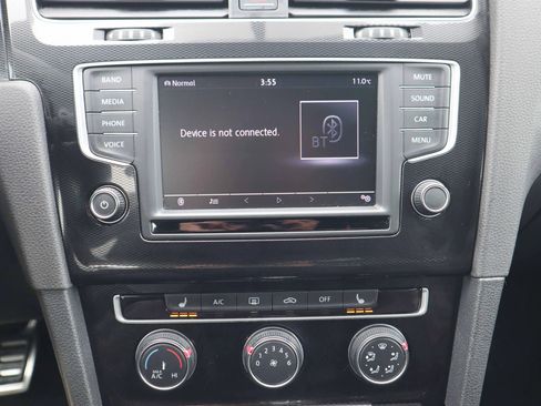 Used 2017 Volkswagen GTI S FWD image 18
