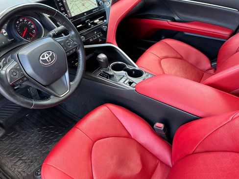 Used 2021 Toyota Camry XSE w/ Navigation Package image 11