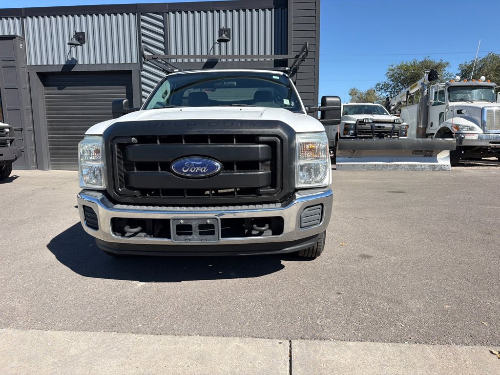Used 2012 Ford F250 XL w/ XL Decor Pkg RWD image 2