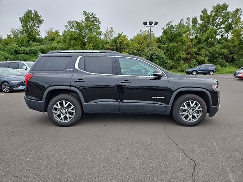 Certified 2022 GMC Acadia SLE w/ Driver Convenience Package image 7