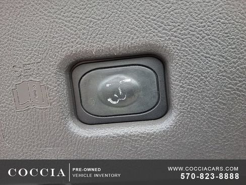 Used 2017 Lincoln MKX Select w/ Select Plus Package AWD/4WD image 29