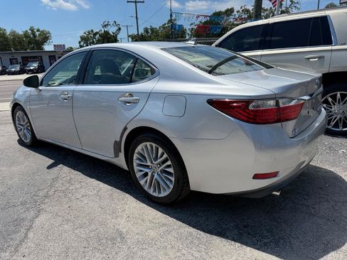 Used 2013 Lexus ES 350 w/ Luxury Pkg FWD image 6