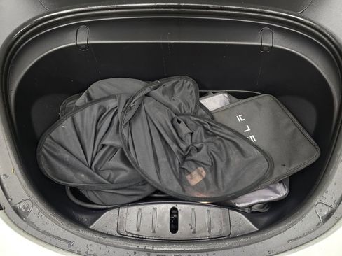 Used 2019 Tesla Model 3 Performance image 13