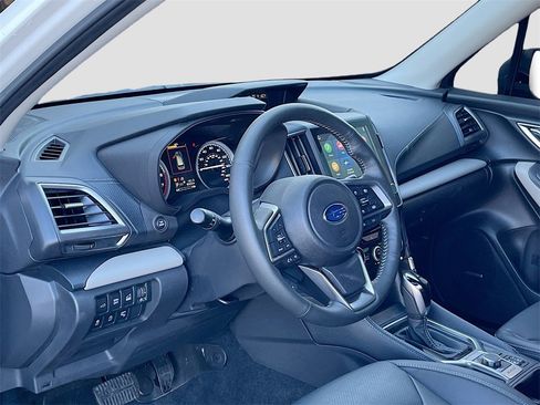 Used 2024 Subaru Forester Limited image 9
