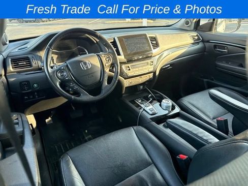 Used 2018 Honda Pilot Elite image 11