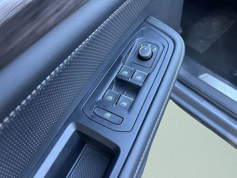 Certified 2025 Volkswagen Atlas SEL image 13