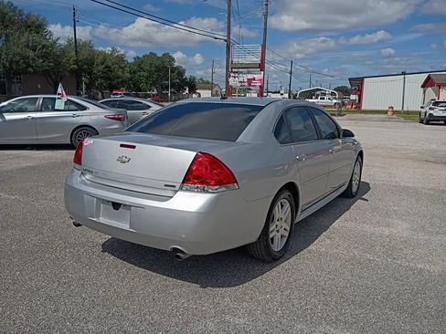 Used 2016 Chevrolet Impala LT FWD image 5