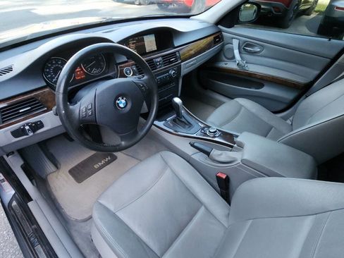 Used 2010 BMW 328i xDrive Sedan image 14