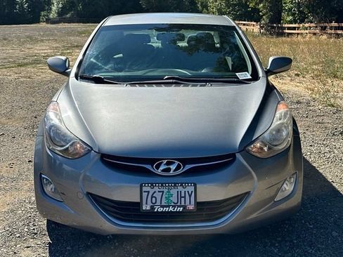 Used 2012 Hyundai Elantra GLS w/ Preferred Pkg 3 FWD image 3