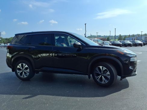 Used 2021 Nissan Rogue SV AWD/4WD image 33