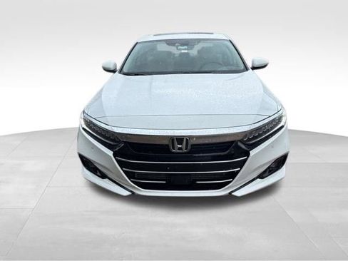 Used 2022 Honda Accord Touring image 9