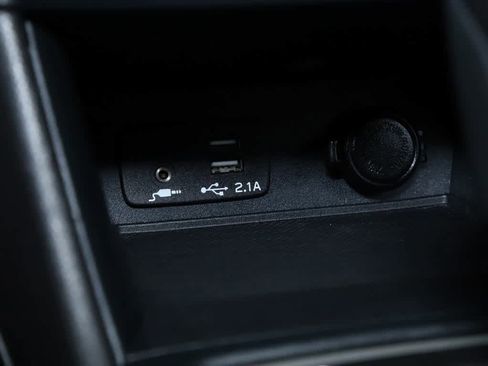 Used 2022 Subaru Crosstrek 2.0i Premium w/ Moonroof Package image 27