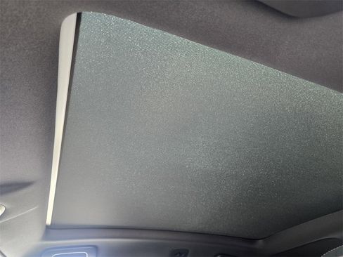 Used 2025 Porsche Cayenne S image 28