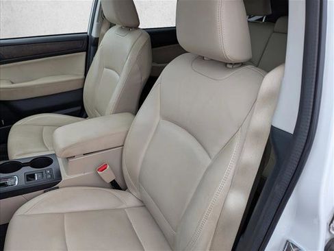 Used 2019 Subaru Outback 2.5i Limited image 24