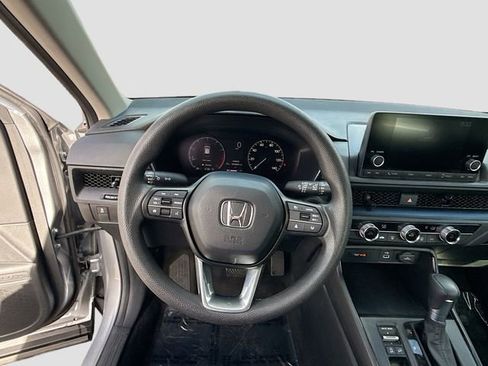 Used 2024 Honda CR-V LX image 11