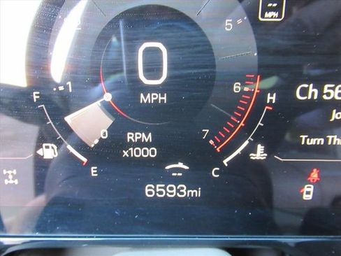 Used 2025 GMC Yukon Denali image 23