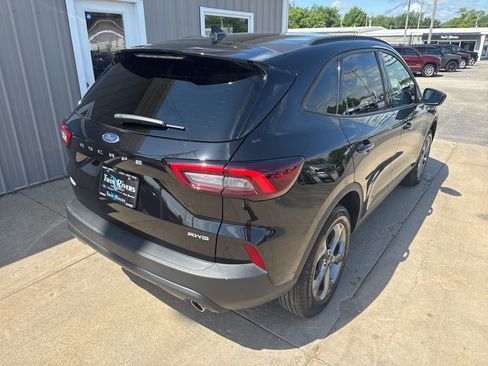 Used 2025 Ford Escape ST-Line Select image 3