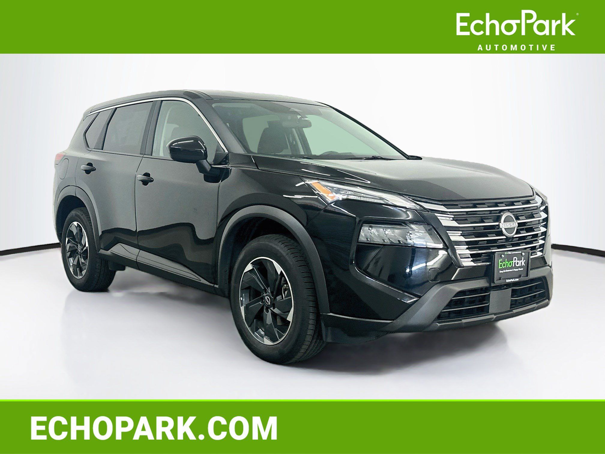 Used 2025 Nissan Rogue SV AWD/4WD image 1