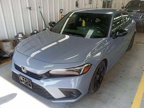 Used 2024 Honda Civic Sport image 2