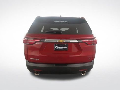 Used 2023 Chevrolet Traverse LT FWD image 7