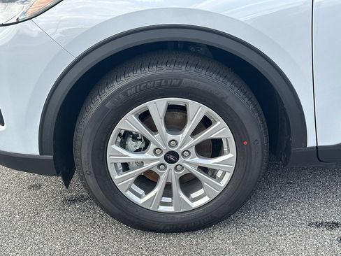 New 2026 Ford Escape Active FWD image 11