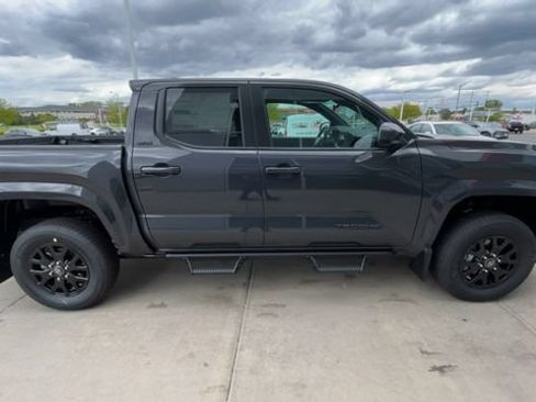 New 2026 Toyota Tacoma SR5 AWD/4WD image 3