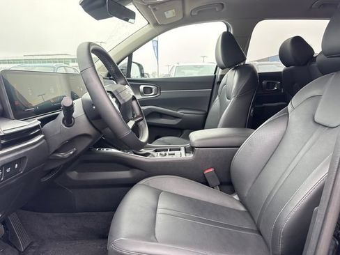 Certified 2026 Kia Sorento EX AWD/4WD image 13