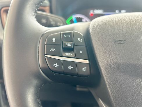 Used 2024 Ford Maverick Lariat image 17