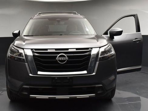 Used 2023 Nissan Pathfinder Platinum AWD/4WD image 8
