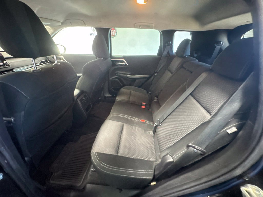 Used 2022 Mitsubishi Outlander ES AWD/4WD image 33