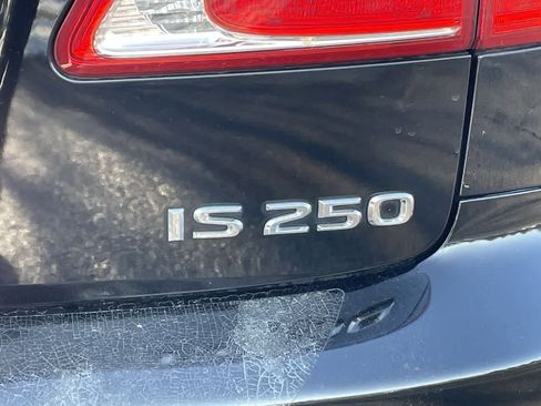 Used 2012 Lexus IS 250 w/ Premium Pkg Value Edition image 35