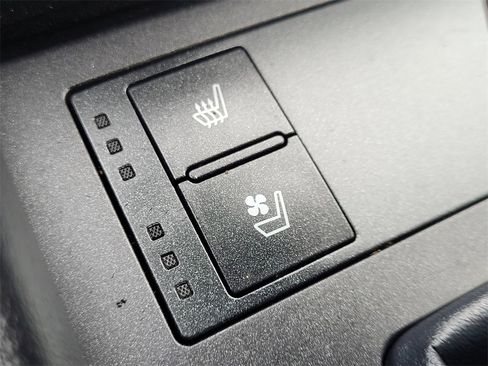 Used 2018 Lexus RC 300 image 31