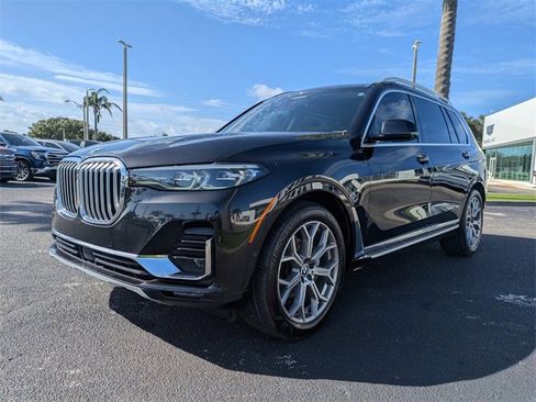 Used 2021 BMW X7 xDrive40i w/ Premium Package image 8