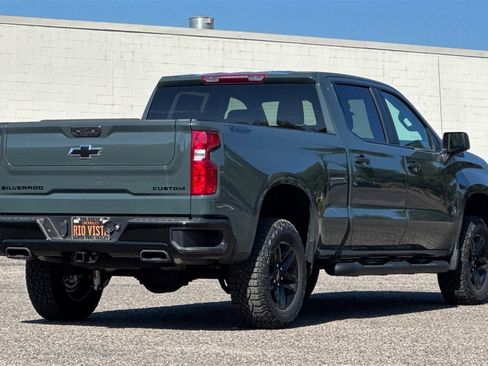 New 2025 Chevrolet Silverado 1500 Custom Trail Boss w/ Dark Appearance Package image 4