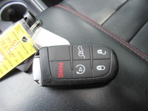 Used 2024 Dodge Durango GT RWD image 30