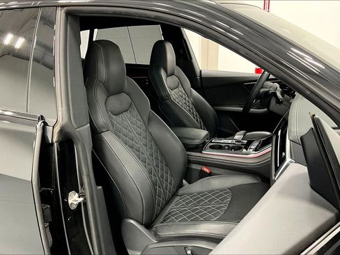 Used 2024 Audi SQ8 Premium Plus image 10