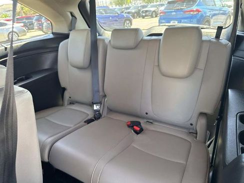 Used 2018 Honda Odyssey Touring image 25