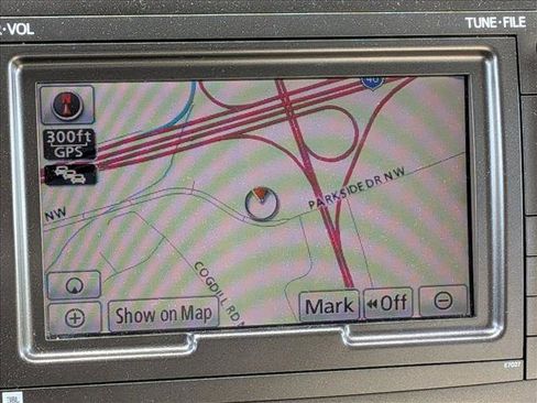 Used 2011 Toyota Sienna Limited image 11