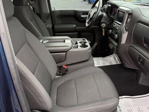 Used 2021 Chevrolet Silverado 1500 Custom w/ Safety Confidence Package image 11