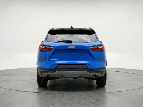 Used 2025 Chevrolet Blazer LT FWD image 7