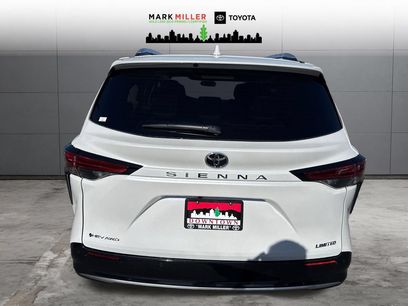 New 2026 Toyota Sienna Limited