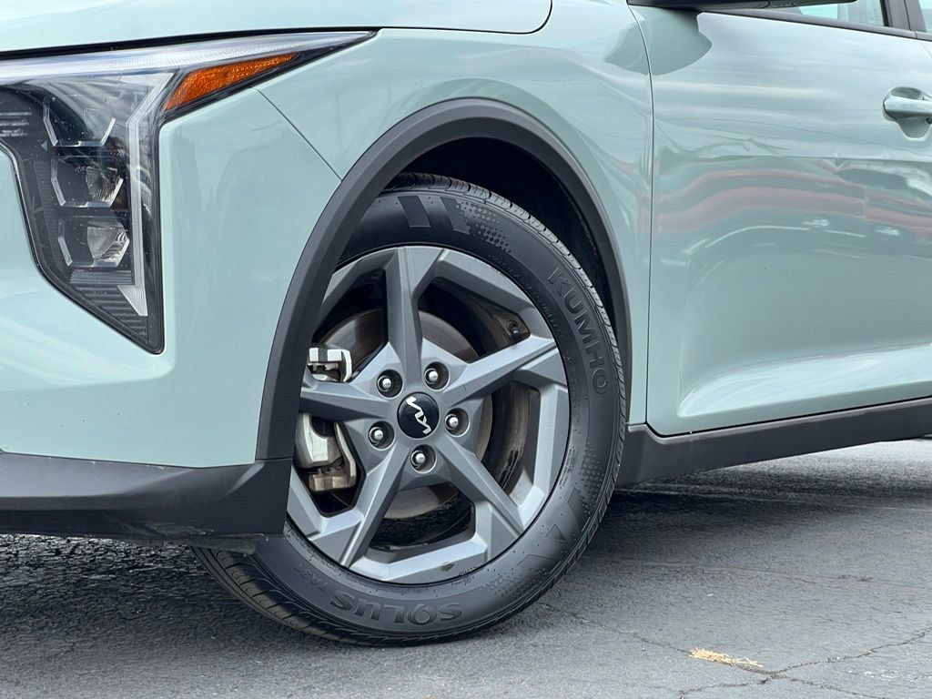 Used 2025 Kia K4 FWD image 2
