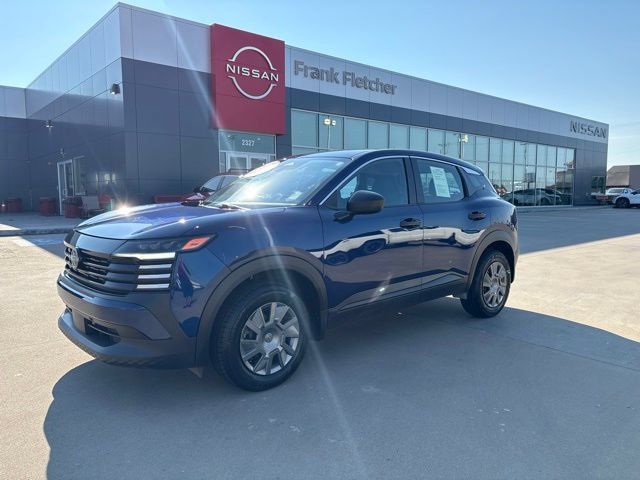Used 2025 Nissan Kicks S AWD/4WD image 1