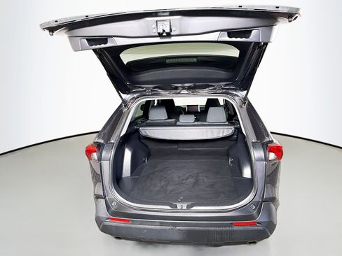 Certified 2023 Toyota RAV4 LE AWD/4WD image 22