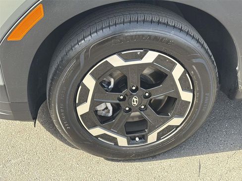 Used 2025 Hyundai Santa Fe SEL AWD/4WD image 29