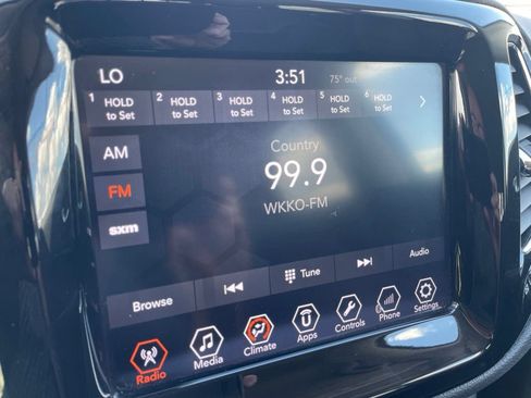 Used 2018 Jeep Compass Limited AWD/4WD image 20